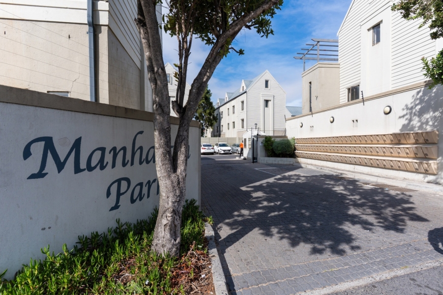 3 Bedroom Property for Sale in Parklands Western Cape